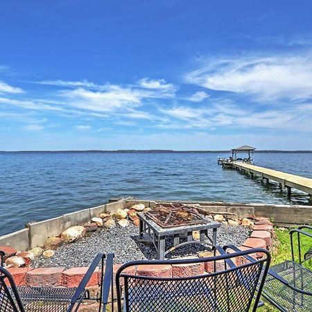 Waterfront Seneca Lake House Fire Pit And Boat Dock Geneva Exterior foto